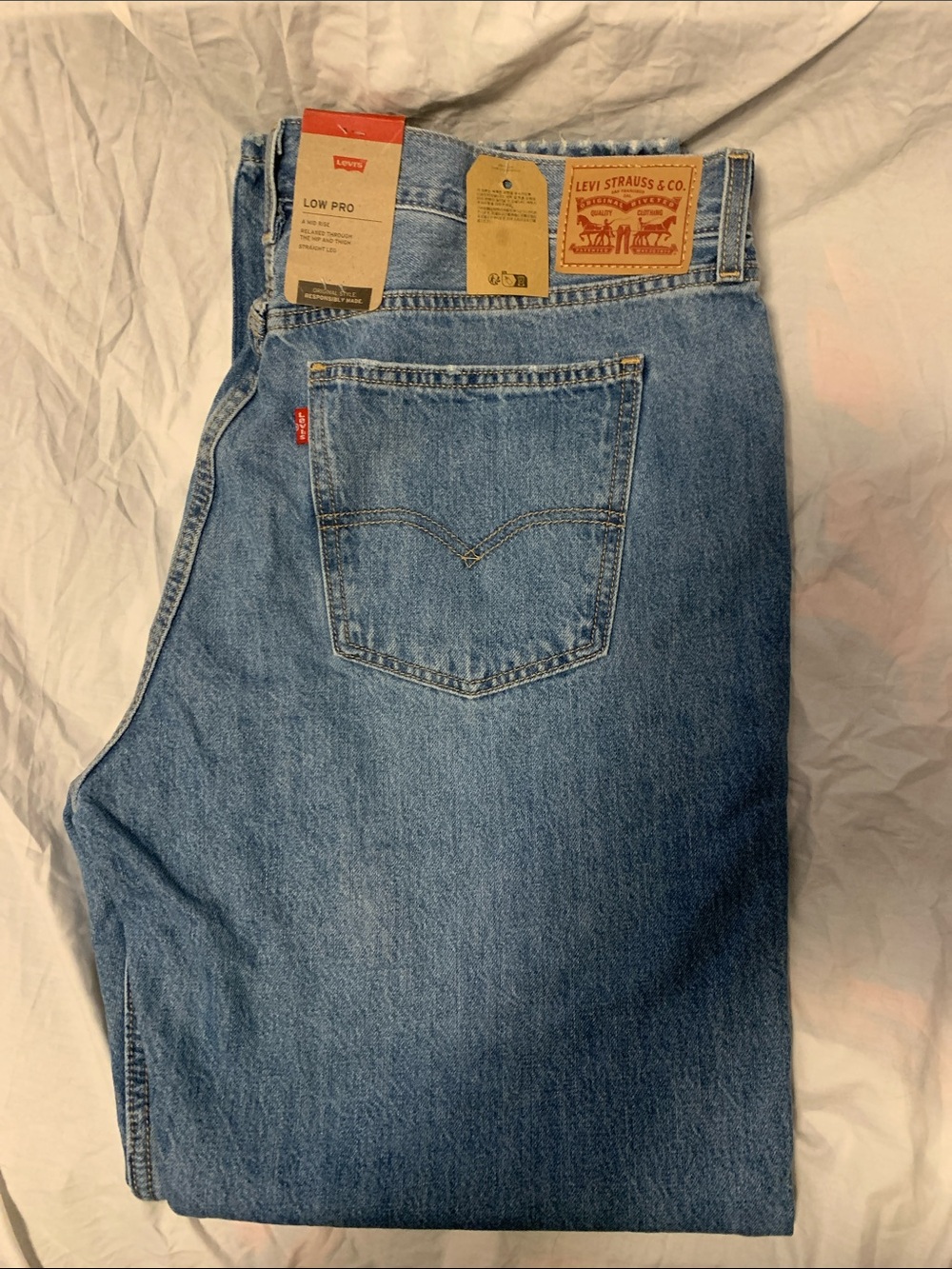 Levi's Men's Blue Relaxed Low Pro Denim Jeans